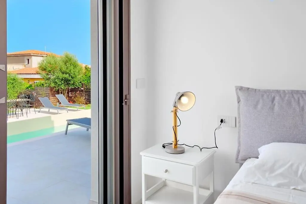 Villa Mirtillo Golfo Aranci 0*,  Italy